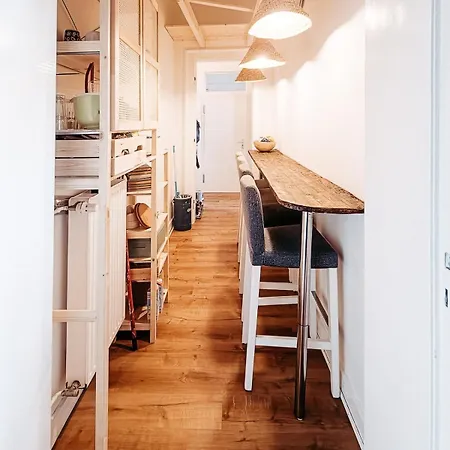 Charmante Stadtwohnung In Apartment